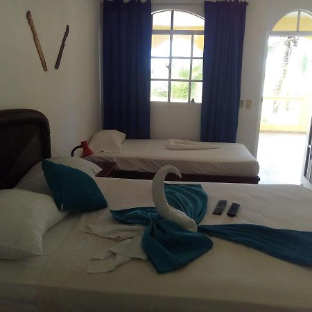 Hotel El Viejo Pirata Boca de Yuma Exterior photo